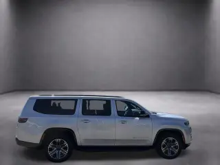 Jeep Wagoneer L 2024 4x4 Serie II 4p SUV