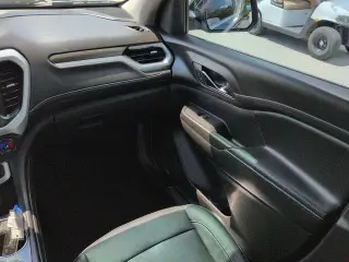 GMC Acadia 2020 SLT SUV de 4 puertas