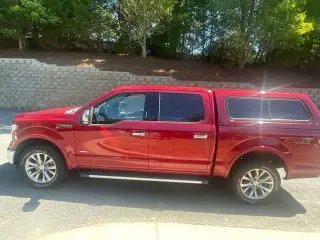 Ford F-150 2017 4x4 Lariat 4dr SuperCrew 5.5 ft. SB