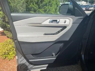 Ford Explorer 2026 AWD Active 4p SUV