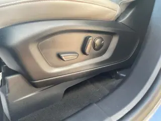 Ford Explorer 2026 AWD Active 4p SUV