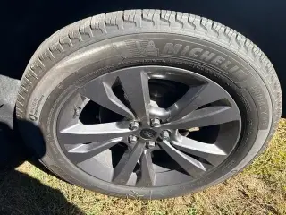 Ford Explorer 2024 AWD XLT 4dr SUV