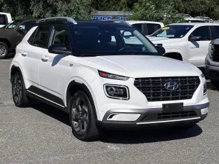 Hyundai VENUE 2023 Limited 4dr Crossover