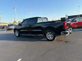 Chevrolet Silverado 1500 2021 4x4 LT 4dr Cabina de tripulación completa 5.8 pies BA con 1LT