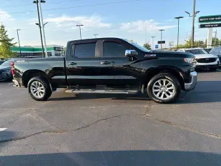Chevrolet Silverado 1500 2021 4x4 LT 4dr Cabina de tripulación completa 5.8 pies BA con 1LT
