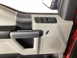Ford F-150 2018 4x4 XLT 4dr SuperCrew 5.5 ft. SB