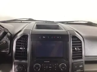 Ford F-150 2018 4x4 XLT 4dr SuperCrew 5.5 ft. SB