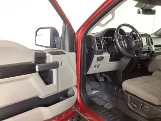 Ford F-150 2018 4x4 XLT 4dr SuperCrew 5.5 ft. SB