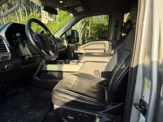 Ford F-250 Super Duty 2017 4x4 Lariat 4p Puerta Corrediza Cabina de Tripulación de 6.8 pies