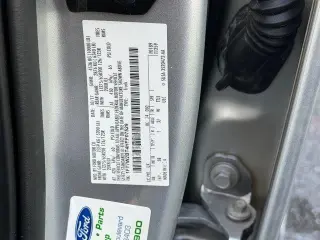 Ford F-250 Super Duty 2017 4x4 Lariat 4p Puerta Corrediza Cabina de Tripulación de 6.8 pies