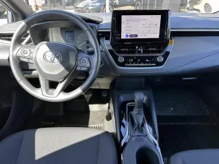 Toyota Corolla 2024 SE 4p Sedan