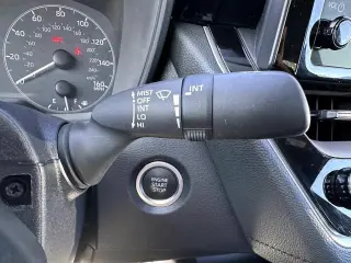Toyota Corolla 2024 SE 4p Sedan