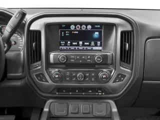 Chevrolet Silverado 1500 2017 4x2 LTZ 4dr Crew Cab 5.8 ft. SB