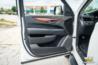 Cadillac Escalade 2018 4x4 de lujo SUV 4 puertas