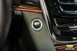Cadillac Escalade 2018 4x4 de lujo SUV 4 puertas