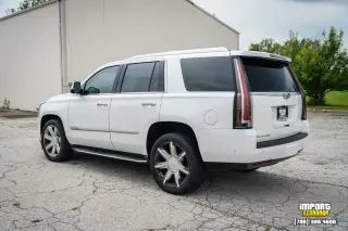 Cadillac Escalade 2018 4x4 de lujo SUV 4 puertas