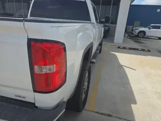GMC Sierra 2500HD 2018 4x4 SLT 4dr Crew Cab LB