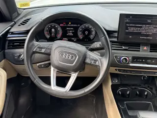 Audi A4 2024 AWD quattro S line Premium Plus 45 TFSI 4p Sedan