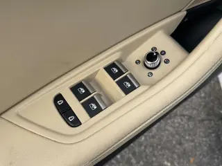 Audi A4 2024 AWD quattro S line Premium Plus 45 TFSI 4p Sedan