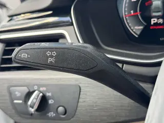 Audi A4 2024 AWD quattro S line Premium Plus 45 TFSI 4p Sedan