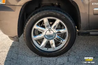GMC Yukon 2011 4x4 Denali 4p SUV