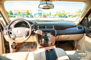 GMC Yukon 2011 4x4 Denali 4p SUV