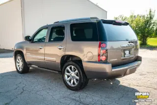 GMC Yukon 2011 4x4 Denali 4p SUV