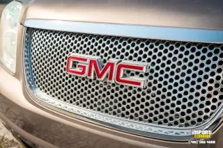 GMC Yukon 2011 4x4 Denali 4p SUV