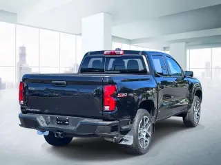 Chevrolet Colorado 2023 4x4 Z71 Cabina Crew 4 puertas 5 ft.