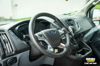 Ford Transit 2019 250 3dr LWB Techo Medio Furgón de Carga con Puerta Deslizante del Lado del Pasajero