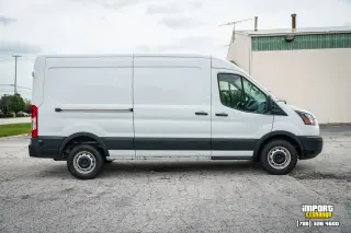 Ford Transit 2019 250 3dr LWB Techo Medio Furgón de Carga con Puerta Deslizante del Lado del Pasajero