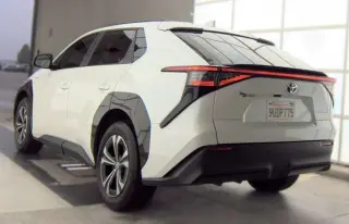 Toyota bZ4X 2023 XLE 4dr Crossover