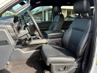 Ford F-150 2024 4x4 XLT 4p SuperCab 5.5 ft. SB