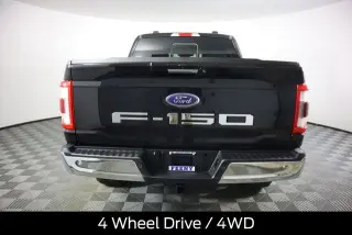 Ford F-150 2023 4x4 Lariat 4dr SuperCrew 5.5 ft. SB