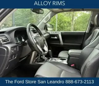 Toyota 4Runner 2016 4x4 SR5 4dr SUV