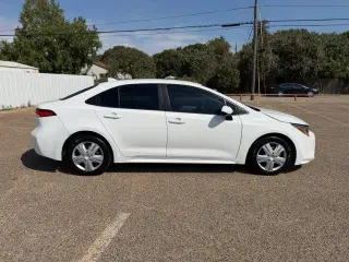 Toyota Corolla 2020 LE 4dr Sedán