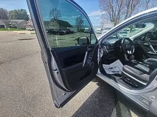 Subaru Forester 2017 AWD 2.0XT Premium 4dr Wagon