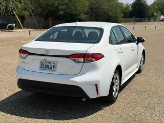 Toyota Corolla 2026 LE 4dr Sedán