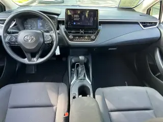 Toyota Corolla 2024 LE 4p Sedan