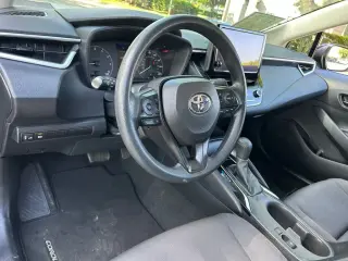 Toyota Corolla 2024 LE 4p Sedan