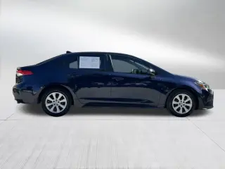 Toyota Corolla 2024 LE 4p Sedan