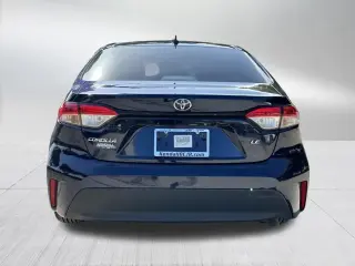 Toyota Corolla 2024 LE 4p Sedan
