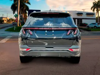 Hyundai TUCSON 2024 SEL 4dr SUV