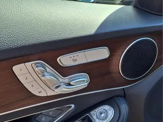 Clase C Mercedes-Benz 2019 AWD C 300 4MATIC 4p Sedan