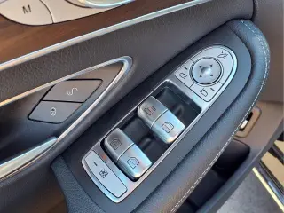 Clase C Mercedes-Benz 2019 AWD C 300 4MATIC 4p Sedan
