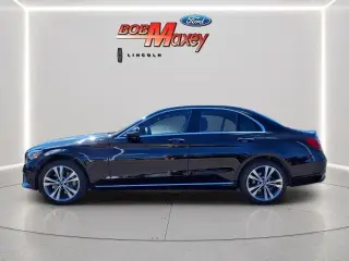 Clase C Mercedes-Benz 2019 AWD C 300 4MATIC 4p Sedan