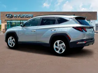 Hyundai TUCSON 2024 SEL SUV de 4 puertas