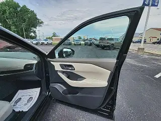 Nissan Rogue 2025 AWD SV 4dr Crossover