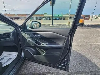 Nissan Rogue 2024 AWD SV 4dr Crossover