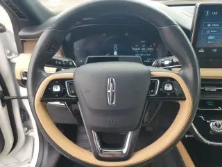 Lincoln Corsair 2023 AWD Reserve 4dr SUV